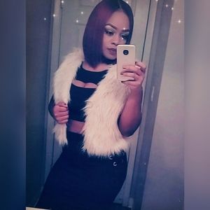 Meet your Posher, Cherri